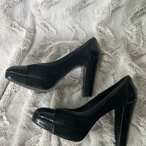 Banana Republic suede and patent platform pumps